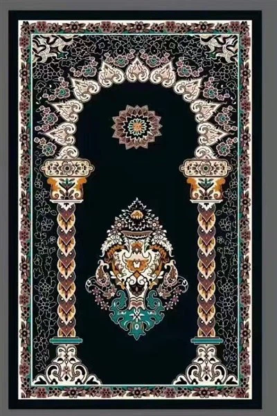 Вышитый молитвенный коврик